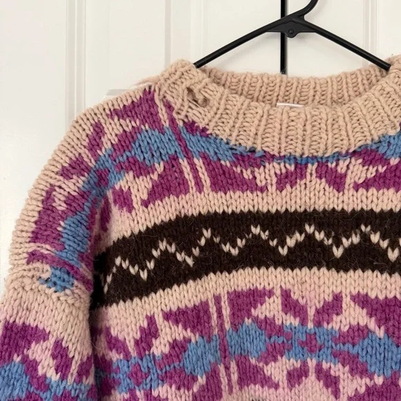 Vintage 100% Wool Sweater Made in Educador - Picture 2 of 10